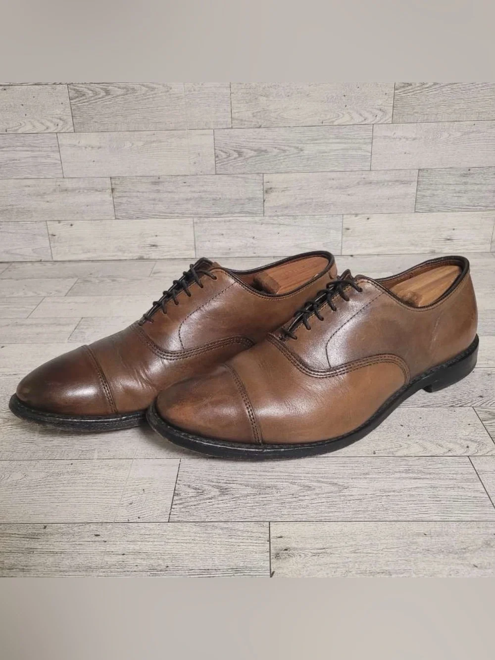 Men’s Allen Edmonds Park Avenue Calfskin Brown Leather Balmoral Oxfords Size 9